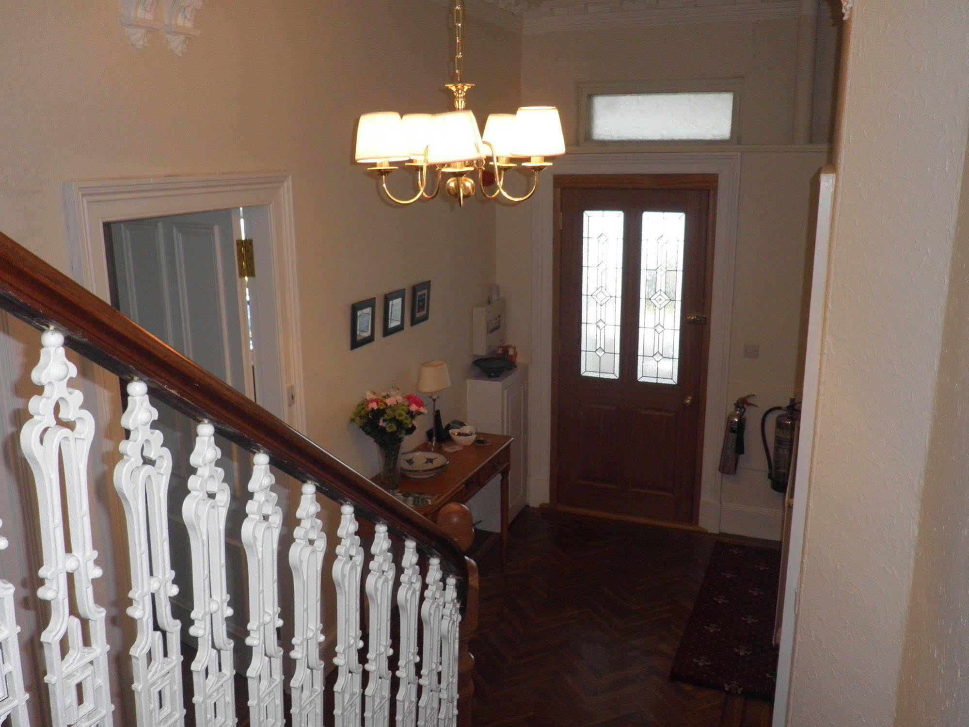 Douglas Park Guest House Kirn 外观 照片